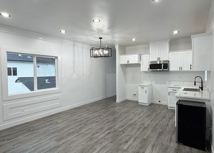 8624 Graham Avenue - Photo 1