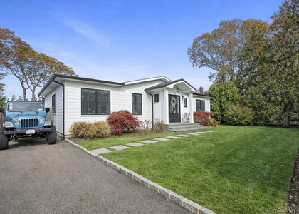 37 Maryland Boulevard - Photo 1