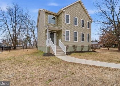 609 Tebbston Drive - Photo 1