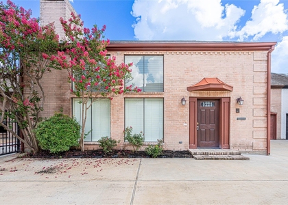 2306 Potomac Drive - Photo 1