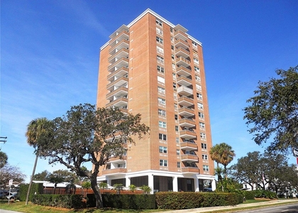 4015 Bayshore Boulevard - Photo 1