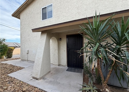 4734 Roberta Street - Photo 1