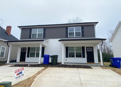 406 Vance Avenue - Photo 1