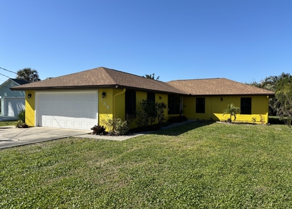 136 Atlantic Drive - Photo 1