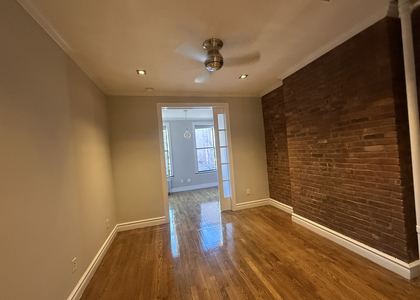 246 Mott Street - Photo 1