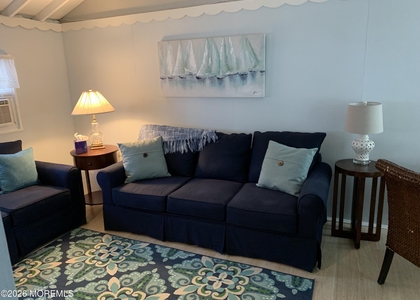 600 Monmouth Avenue - Photo 1