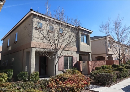 9661 Greensburg Avenue - Photo 1