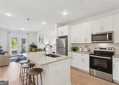 550 Webb Gin House Road - Photo 1