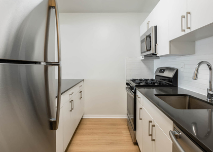 1 Emerson Place Suite 8n - Photo 1