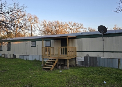 8315 Burleson Manor Rd - Photo 1