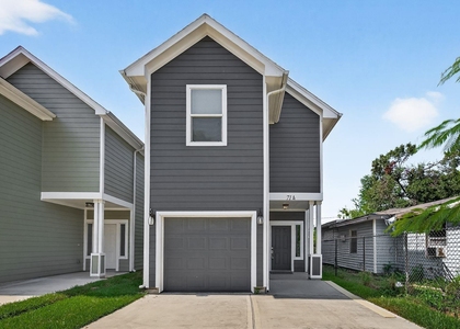 714 Zoe Street - Photo 1