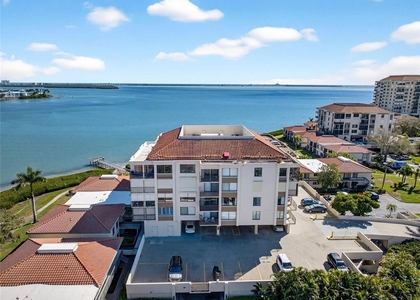 6218 Palma Del Mar Boulevard - Photo 1