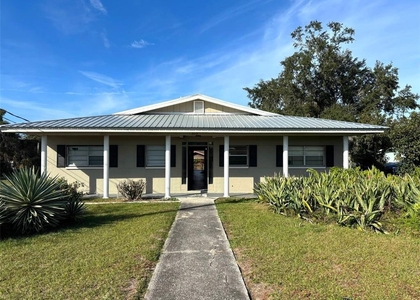 310 Farnol Street Sw - Photo 1
