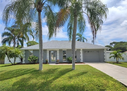 979 Nantucket Road - Photo 1