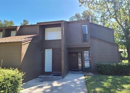 22 Oxford Lane - Photo 1