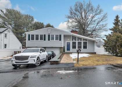 110 Grenelle Street - Photo 1