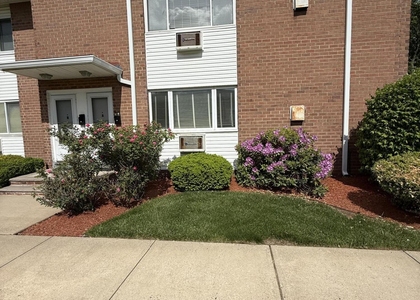 35 Sternberger Avenue - Photo 1