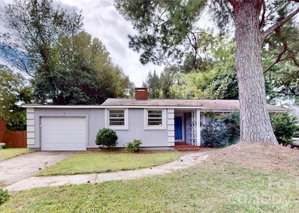 1136 E Woodlawn Road - Photo 1