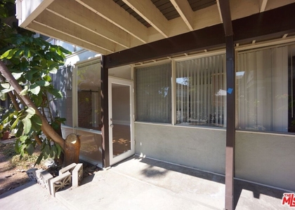 11133 Rose Avenue - Photo 1