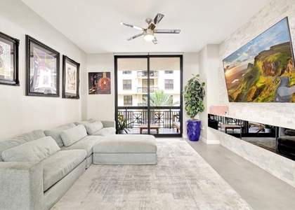 801 S Olive Avenue - Photo 1