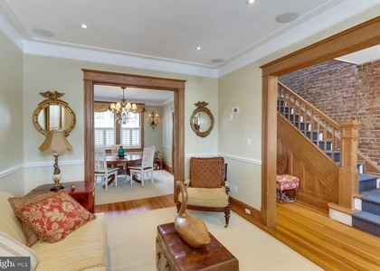 1654 33rd Street Nw - Photo 1