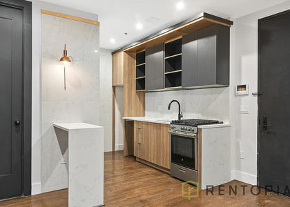 178 Skillman - Photo 1