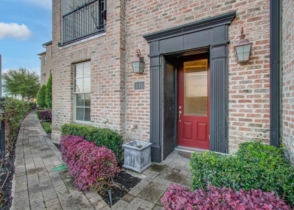 610 Delano Street - Photo 1