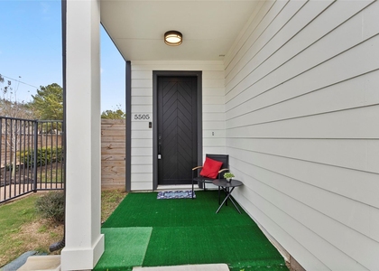 5505 Oakmont Villas Drive - Photo 1