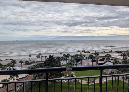 5220 Seawall Boulevard - Photo 1