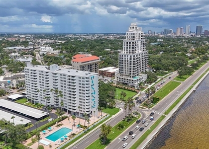 2401 Bayshore Boulevard - Photo 1