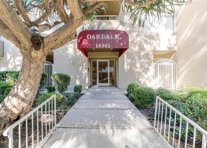 14141 Dickens - Photo 1