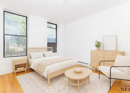 147 Starr St - Photo 1