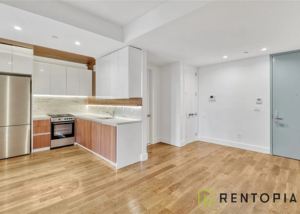 810 Flushing ave - Photo 1