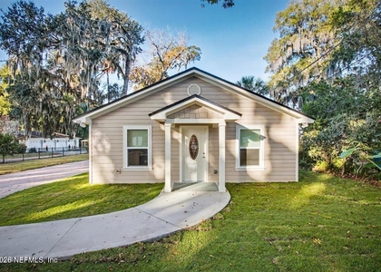 2210 Shepard Street - Photo 1