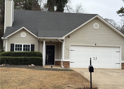 102 Lexington Parke Drive - Photo 1