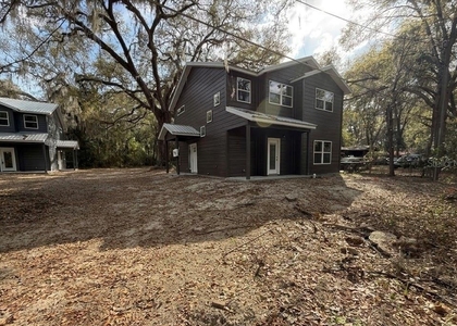 4409 Nw 31st Avenue - Photo 1