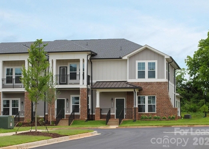 1241 Columbia Circle - Photo 1