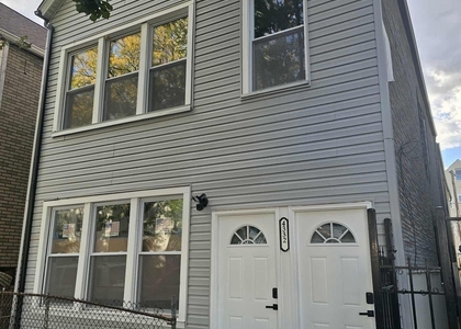 4332 S Hermitage Avenue - Photo 1