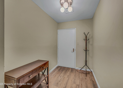 550 Clay Avenue - Photo 1