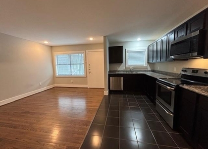 1218 Jackson Boulevard - Photo 1
