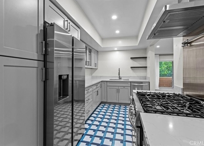 6752 Hillpark - Photo 1