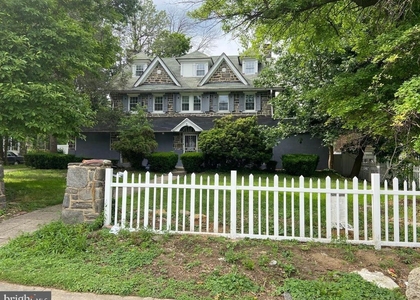 5209 Overbrook Avenue - Photo 1