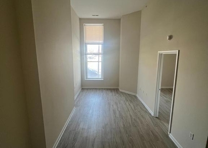317 North Avenue E - Photo 1