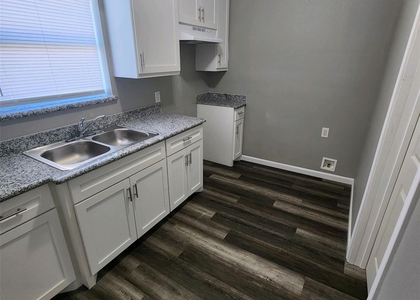 122 Pineview - Photo 1