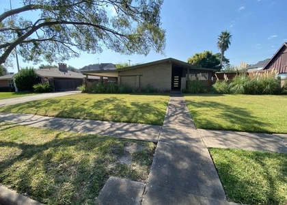 4711 Imogene Street - Photo 1