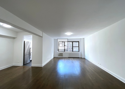 East 57th Street - Photo 1