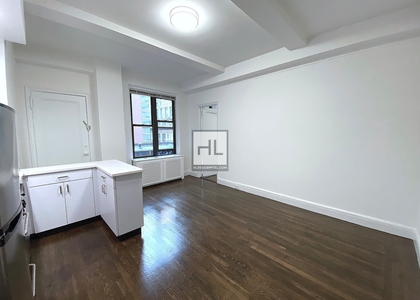 East 46th Street - Photo 1