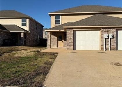 812 Parkplace Ridge - Photo 1