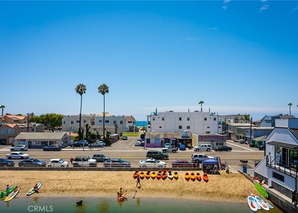 16857 Bayview - Photo 1