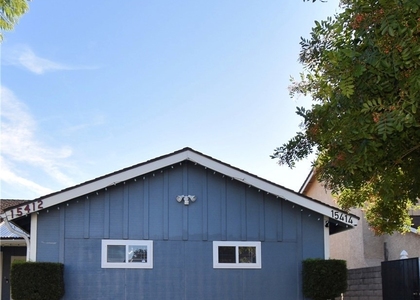 15414 Kinzie Street - Photo 1